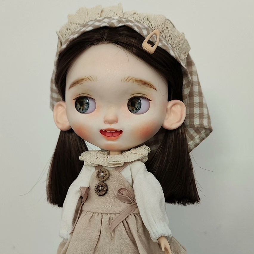 Handmade Blythe Doll with 4 Glass Eye Chips, 19-Joint Body & Dress Included