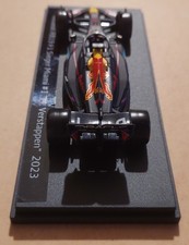 F1 Bolide " Red Bull RB19 F1 Sieger M. Verstappen 2023 Miami Nr.1" 1:43