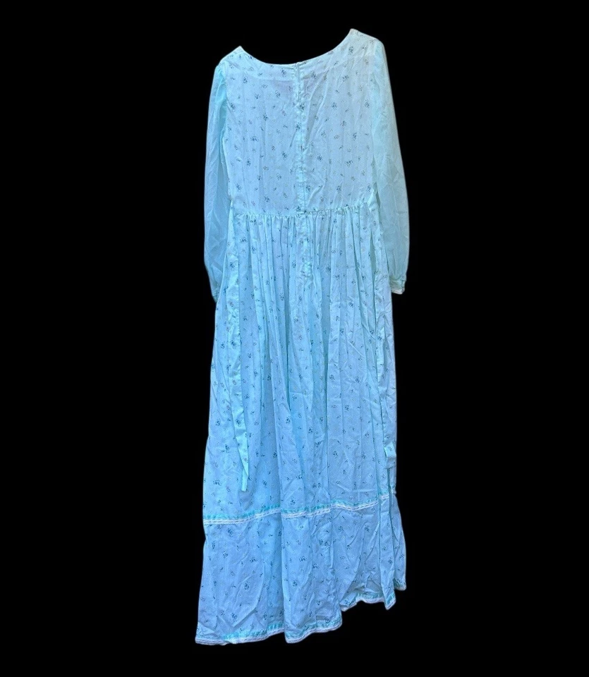 Vestido De Colección Años 70 Hecho a Mano Algodón Pionero Pradera Granja Tareas Estampado Flor Azul Foto 3 de 4