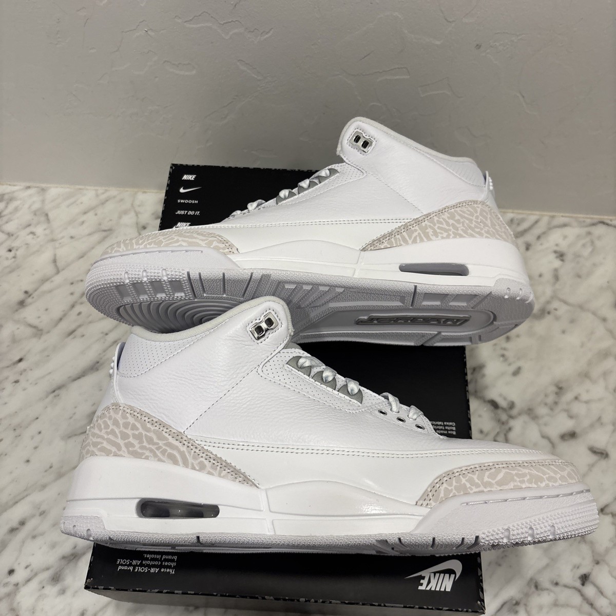 Nike Air Jordan 3 Retro Pure Money CT8532-111 Men\'s Size 9.5 Sneaker Nike Air Jordan 3 Retro Pure Money White Metallic Silver  main image 4