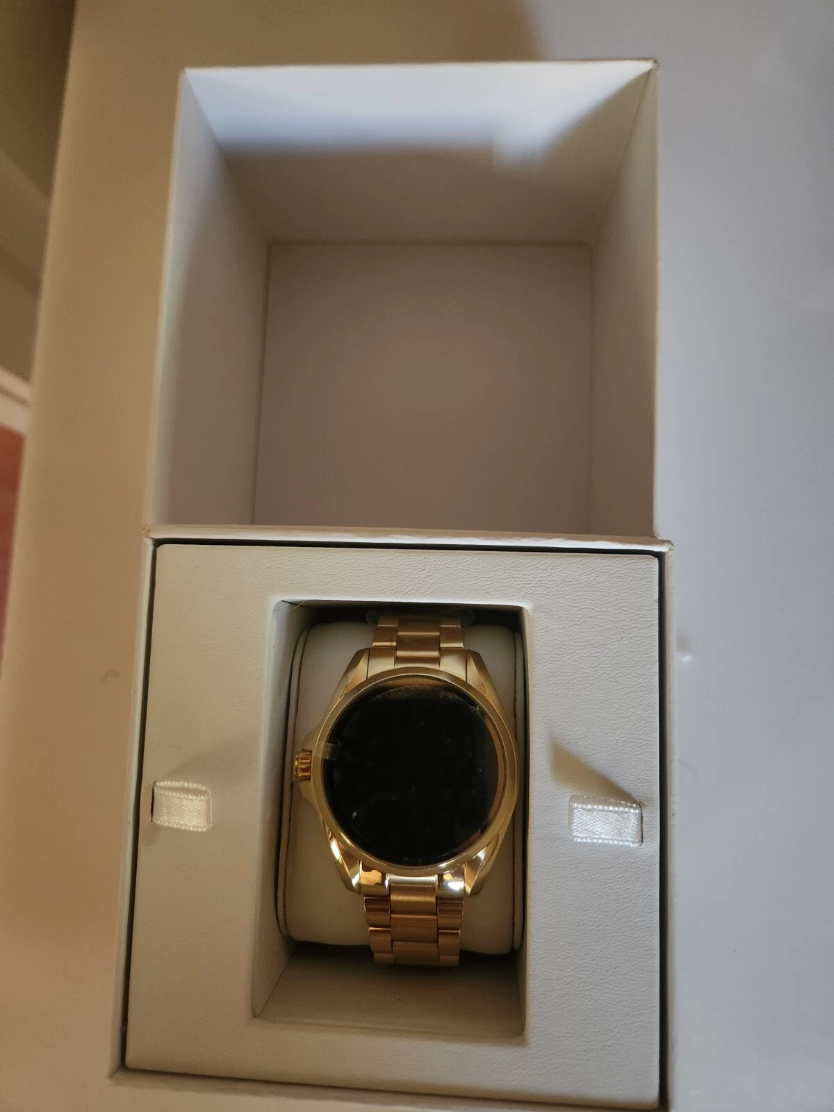 Smartwatch Michael Kors MKT5001 Accesso Tono Oro con Accessori di Ricarica