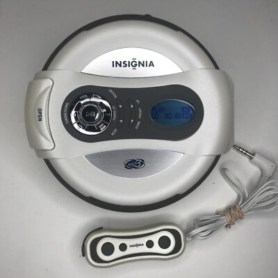 INSIGNIA Portable CD player / MP3 player FM Radio Complete W/ Remote