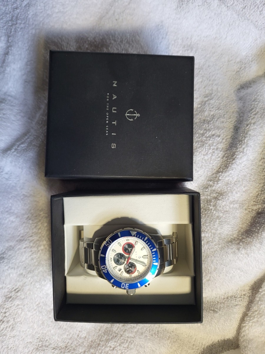 Nautis Dive Chrono 500 Mens Watch White Face/ Silver Band