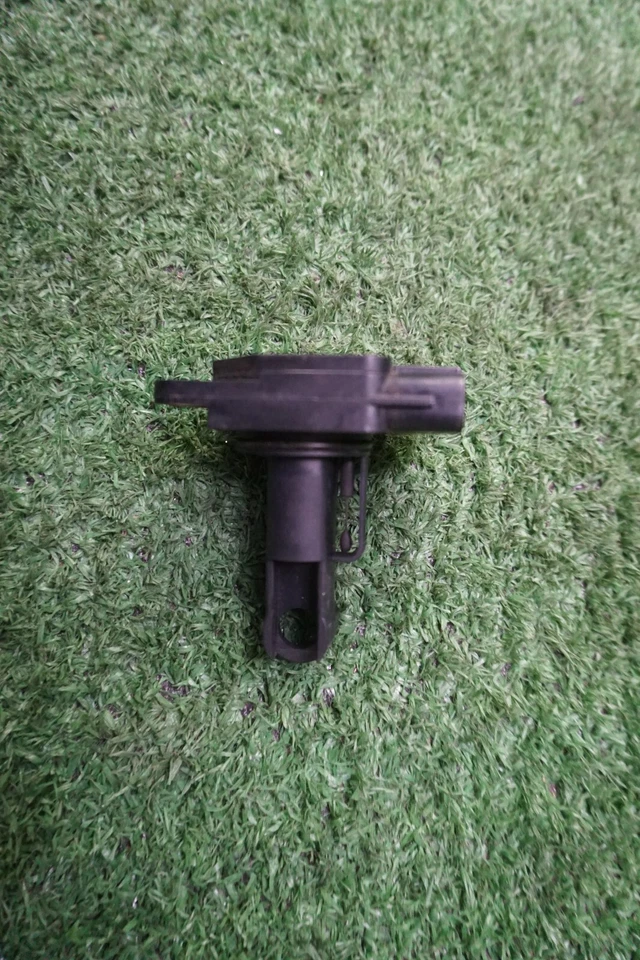 Sensor de flujo de aire másico Toyota Camry 2002 2003 2004 2005 2006 OEM 2220400030 Foto 3 de 4