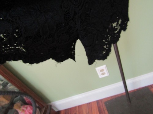 BLACK LACE BACKLESS ROMPER / BEBE / SIZE S / 34" BUST - Picture 4 of 7