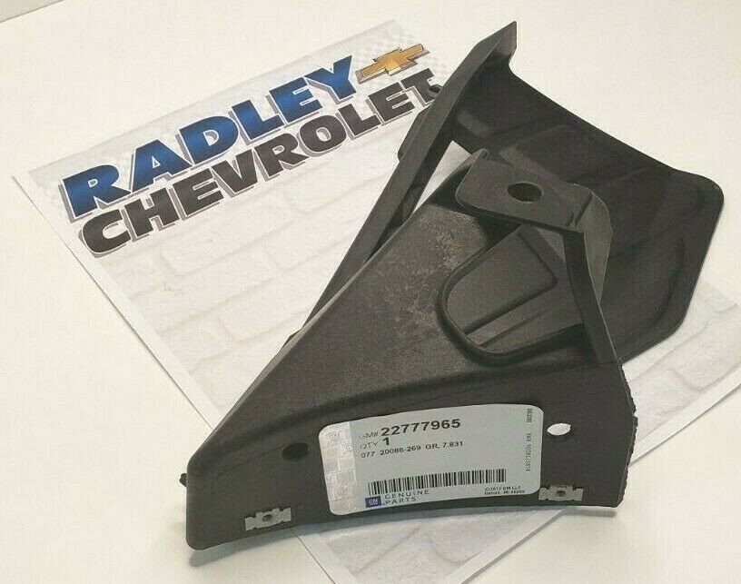 22777965 NEW GM OEM FRONT BUMPER BRACKET CHEVROLET GMC CADILLC B72 