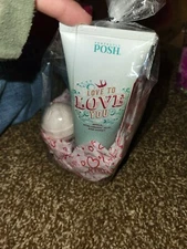 Perfectly Posh LOVE TO LOVE YOU Body Creme Spa Gift Bag W Timeout Bath Bomb 