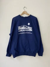 Vintage 80’s Pike’s Peak Colorado Mountain Hiking Nature Art Navy Sweatshirt