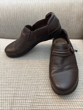 Clarks Collection Cheyn Madi Loafers Women  s 8, Brown Leather Slip-On EUC
