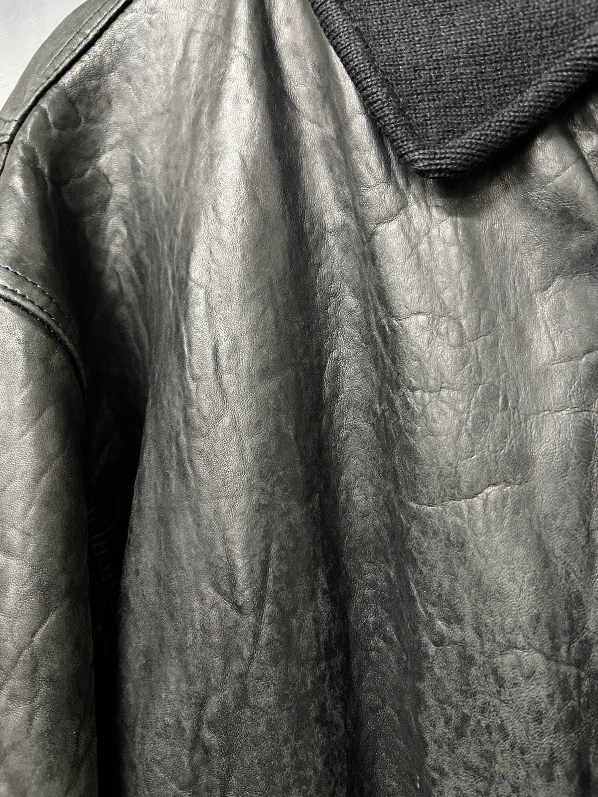 Giorgio Armani Leather Bomber Jacket Cropped Boxy Blouson VTG 90s Black IT 42 image 3