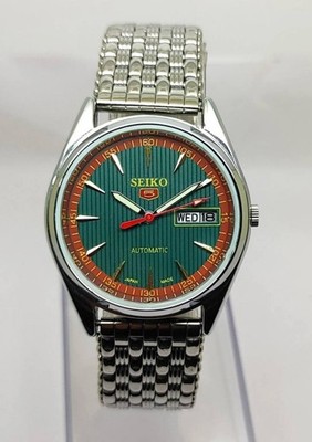 1970's ''Vintage Japan''Seiko 5.Automatic. Green Classic