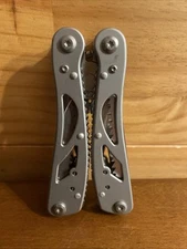 Mossy Oak Outfitters Needle Nose Multi Tool. Brand New