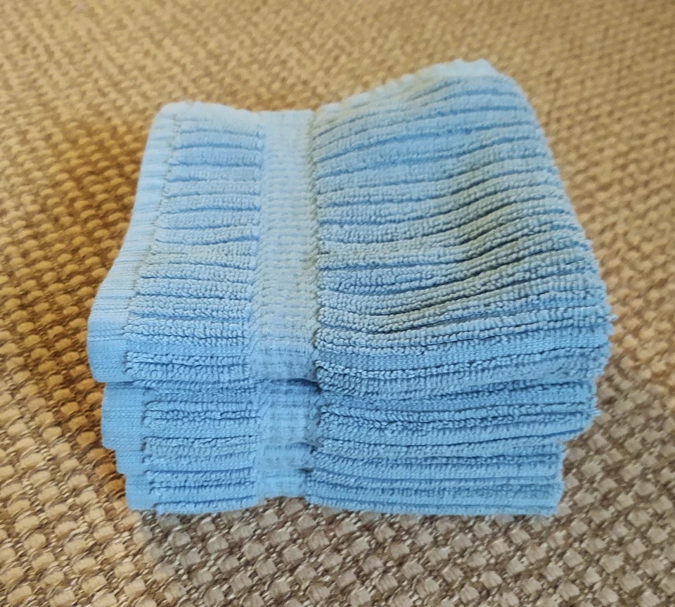 Marca TAG de colección - 4 paños de baño - 100 % algodón - azul - apenas usados Foto 2 de 4