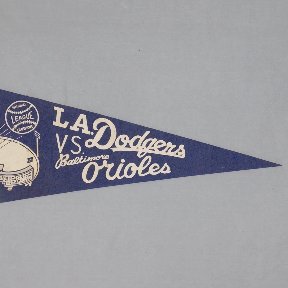 Banderín de béisbol tamaño completo vintage original 1966 SERIE MUNDIAL Dodgers vs Orioles Foto 3 de 4