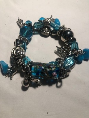 Armband ° dehnbar ° Glasperlen + Türkis Steinchen ° L 20 cm ° B 3 cm ° 73 Gramm