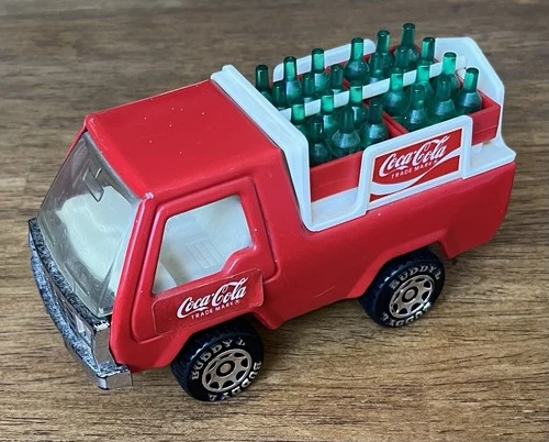 Coca-Cola Vintage 1982 Metal Red Toy Coke Delivery Truck Buddy L w/ Bottles 5" L