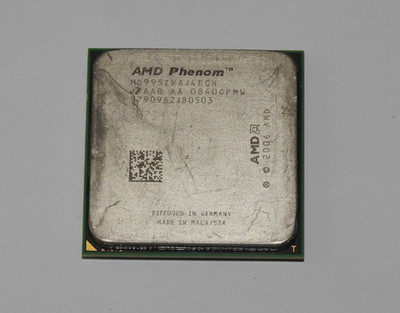 AMD Phenom X4 9950 HD995ZXAJ4BGH Prozessor CPU  AM2 + Wärmeleitpaste Kratzer
