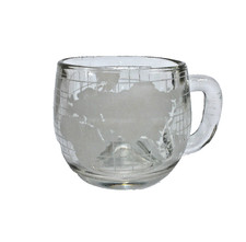 Vintage. VERRE ROBUSTE années 1970 " Nestle Nescafé gravé globe café ou tasse à thé "
