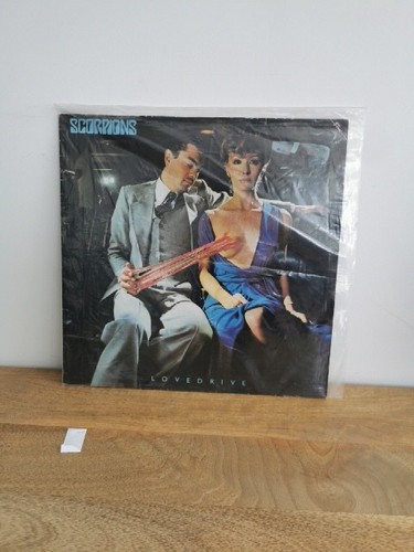 Scorpions Lovedrive A2/B2 LP Album Vinyl Record SHSP 4097 - VG/VG+