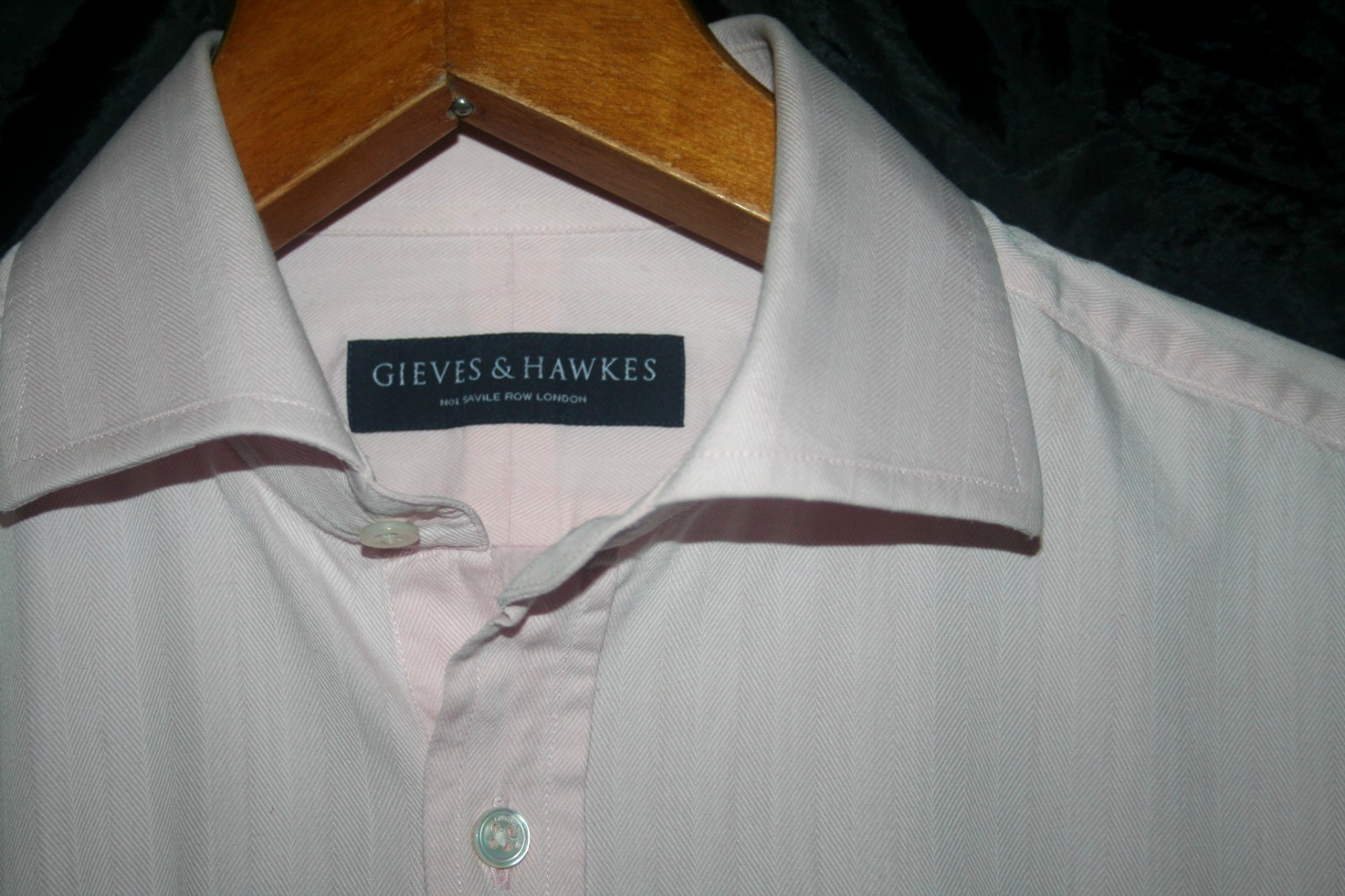 FILA GIEVES & HAWKES N. 1 SAVILE ROW CAMICIA ROSA SPINA DI PESCE D CUFF 16 COME NUOVA PREZZO AL PUBBLICO £ 175