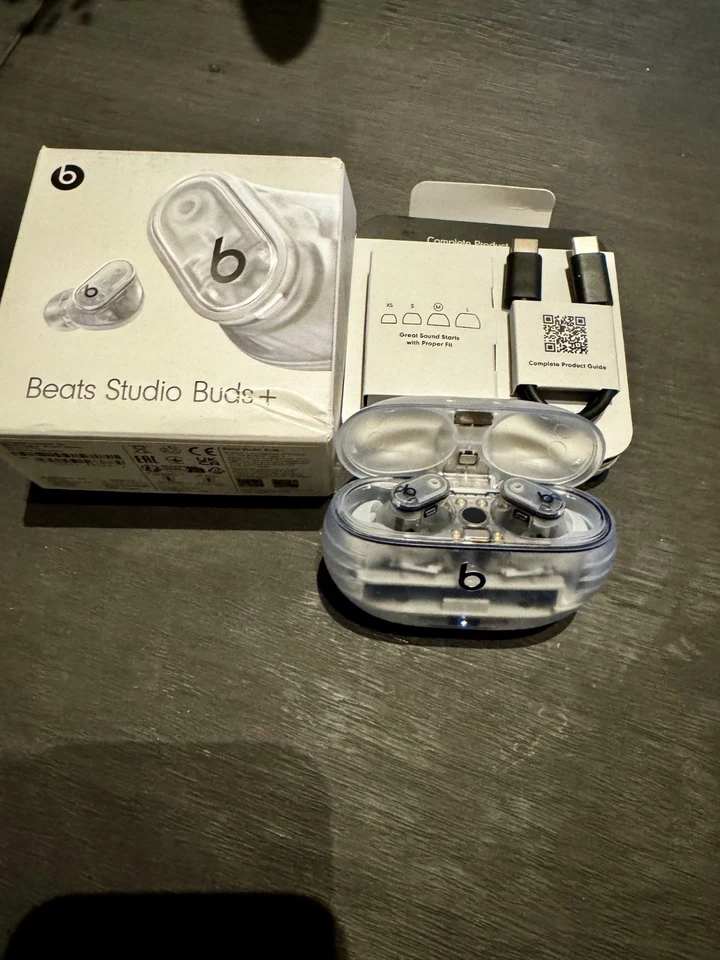 Beats Studio Buds+, photo 2 of 3