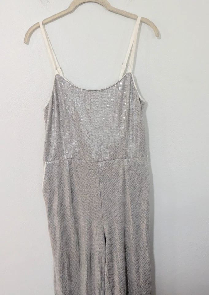 Mono Anthropologie Ett:Twa Claudette con lentejuelas corto hasta el tobillo plateado 2 Foto 2 de 4