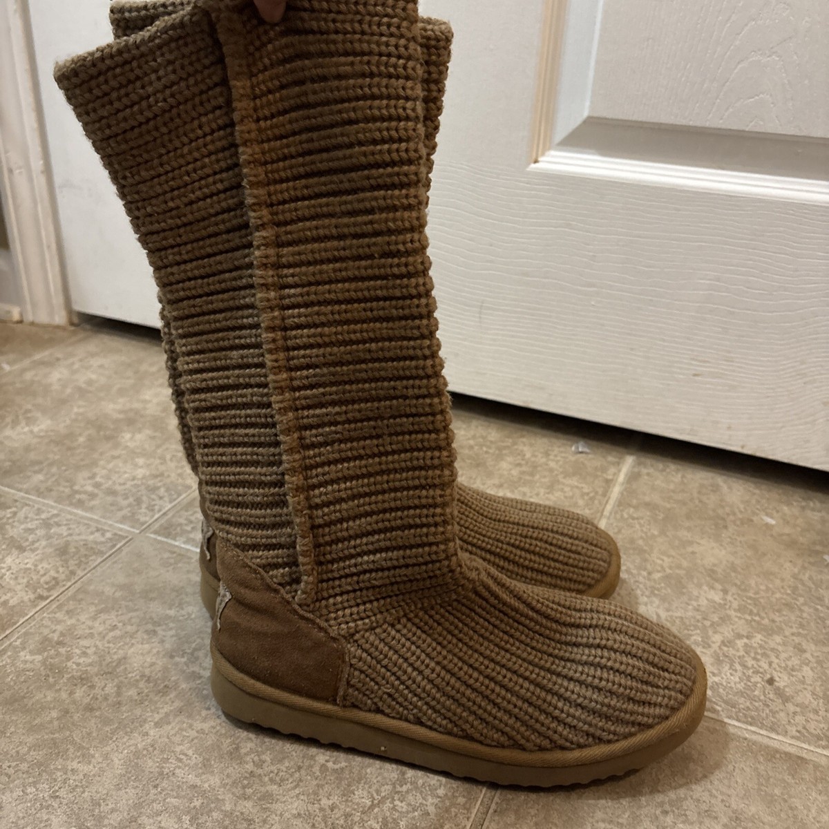 UGG Australia Womens Knit Cardy Boots Brown Woven Sheepskin Tan