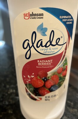 Glade Carpet and Room Refresher, Radiant Berries, 32 oz., NEW