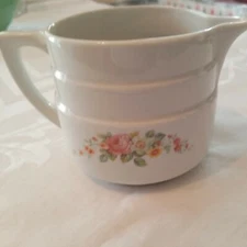 VINTAGE ENTERPRISE ALUMINUM CO. PORCELAIN DRIP-O-LATOR COFFEE POT ROSES BOTTOM