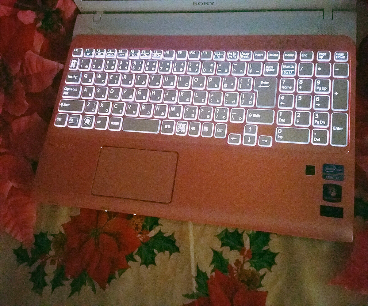 SONY VAIO Pink Laptop fast 3rd generation Corei7 / 8GB SONY VAIO Pink Laptop fast 3rd generation Corei7 / 8GB