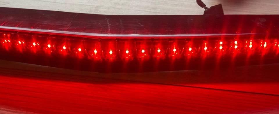 Cadillac CTS 2011-2015 sedán tercera luz de freno LED luz trasera maletero OEM Foto 4 de 4