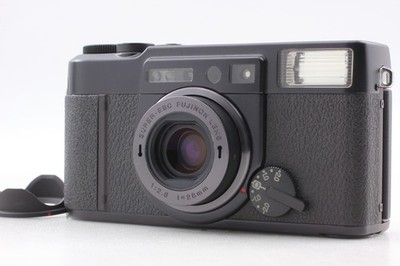 Mint] Fujifilm Klasse W Black 28mm f2.8 Point & Shoot 35mm Film