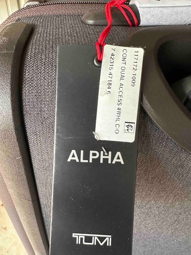 TUMI Alpha Continental Dual Access 4-Wheeled Carry-On, Gray - Picture 4 of 10