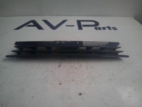 VW Golf 4 Kühlergrill Frontgrill Kühler Front Grill ohne Emblem schwarz