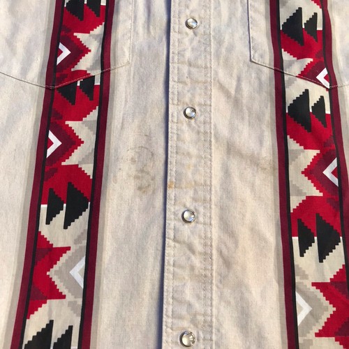 Vintage Wrangler Pearl Snap Shirt Mens M White Red Southwest 90s Western Aztec - Picture 12 of 13