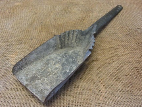 Vintage Metal Coal Shovel Ash Antique Old Railroad Tool Iron Garden 10560