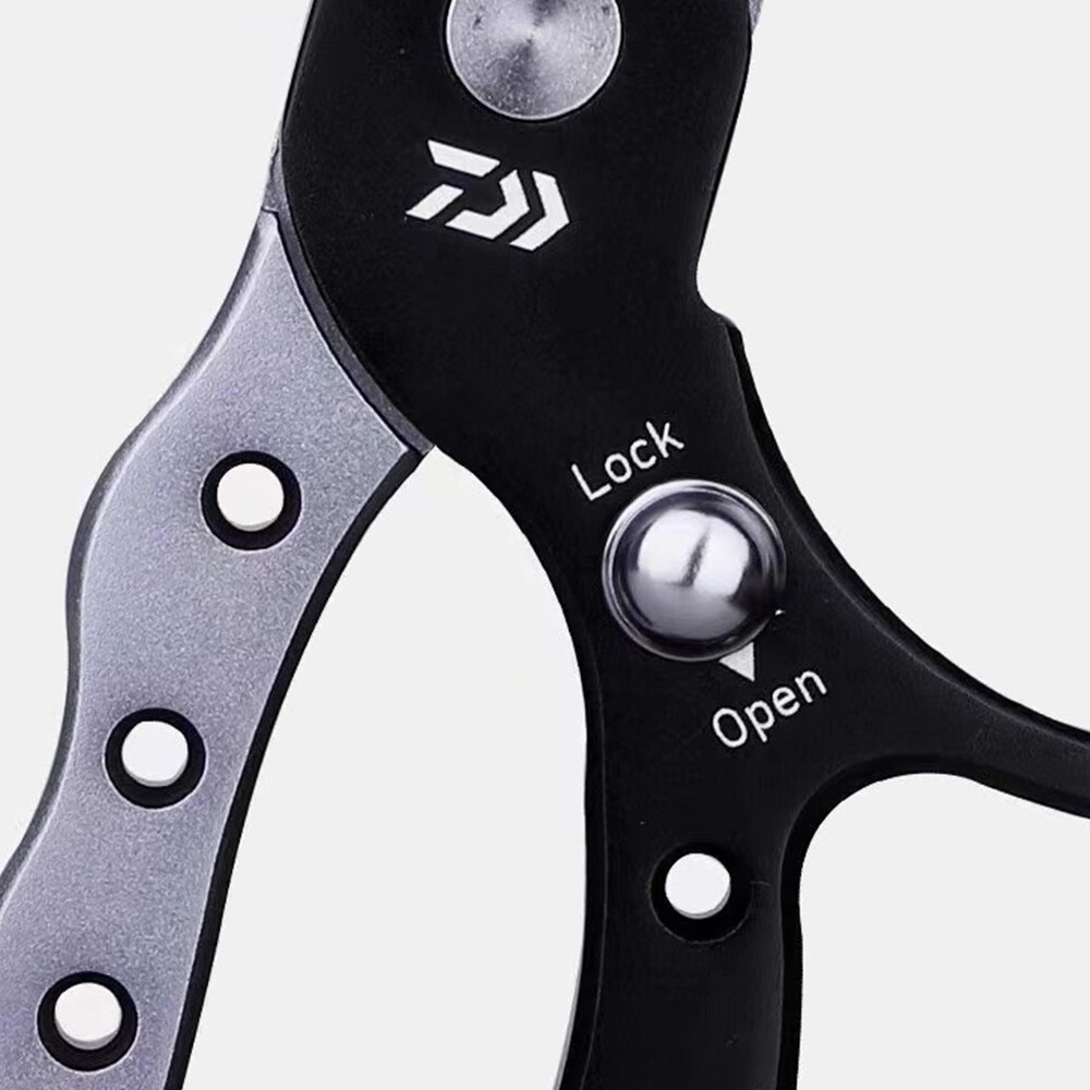 Daiwa Aluminum Alloy Fishing Pliers 200H Lock Gripper