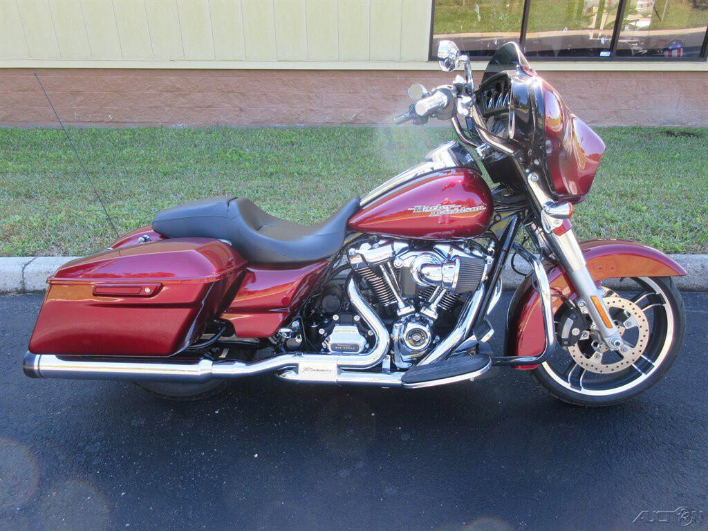 2017 Harley-Davidson Touring Street Glide® Special 2017 Harley-Davidson Street Glide Special, great shape, slight motor work