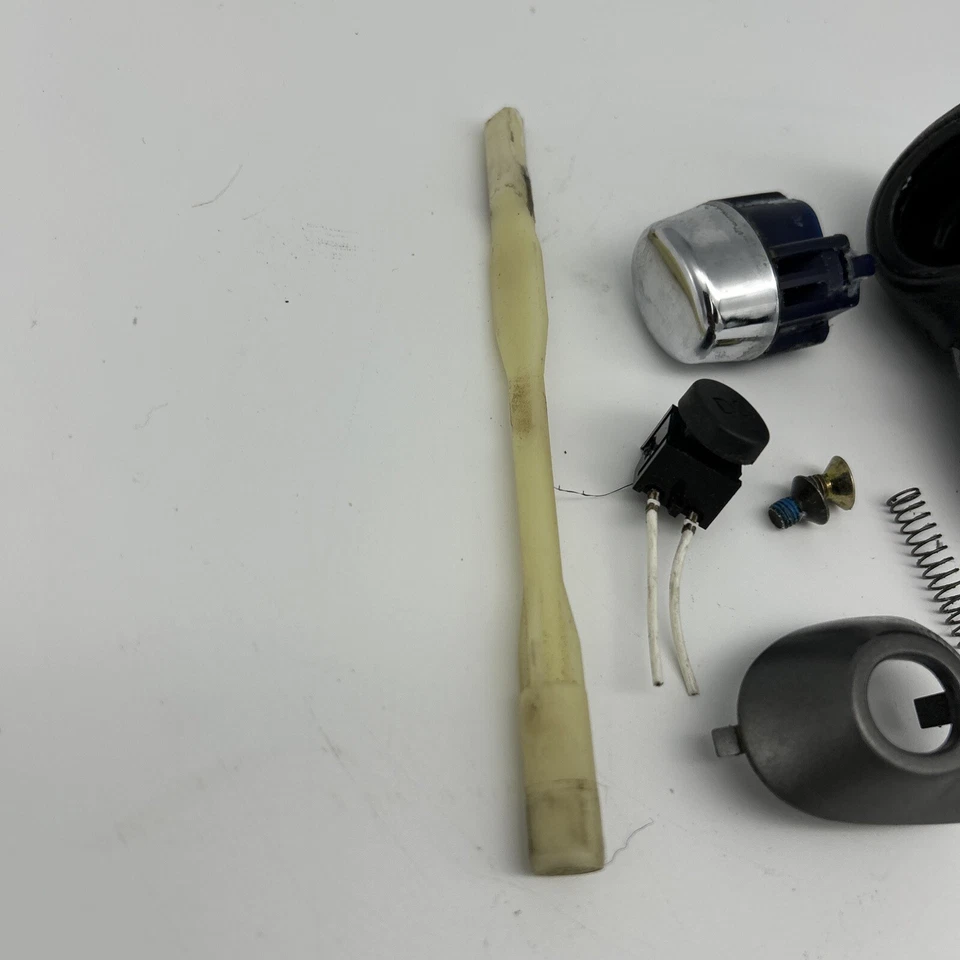 ✅2005-2010 Honda Odyssey Leather Shift Shifter Knob Assembly OEM! Black/Gray - Image 2 of 4