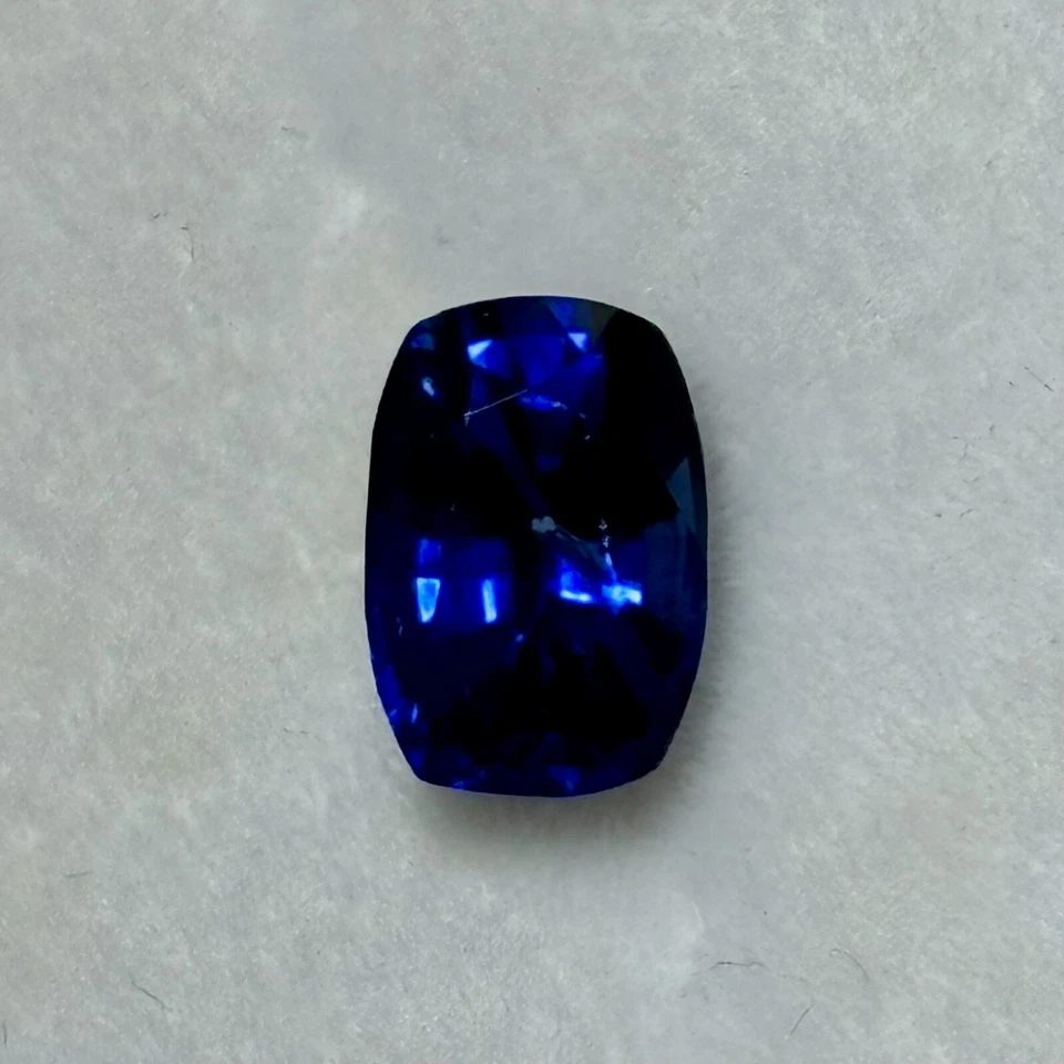 Blue Sapphire Gemstone Natural 1.70 Carat Cushion Genuine Loose Royal Gem 8x6mm - Image 3 of 4