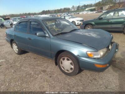 96 TOYOTA COROLLA Engine Fuse Box