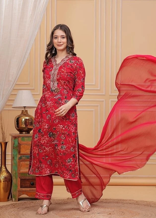 ❤️ Indian Bollywood Ethnic Red Suit Set 💃 Floral Kurta with Dupatta for Women - Image 3 of 4