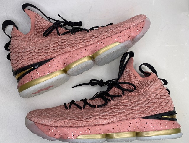 lebron pink shoes