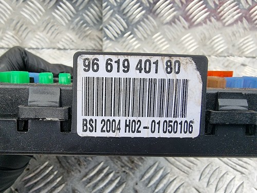2004-2010 CITROEN C4 1.6 HDI DIESEL BODY CONTROL MODULE BCM 9661940180 - Picture 5 of 5