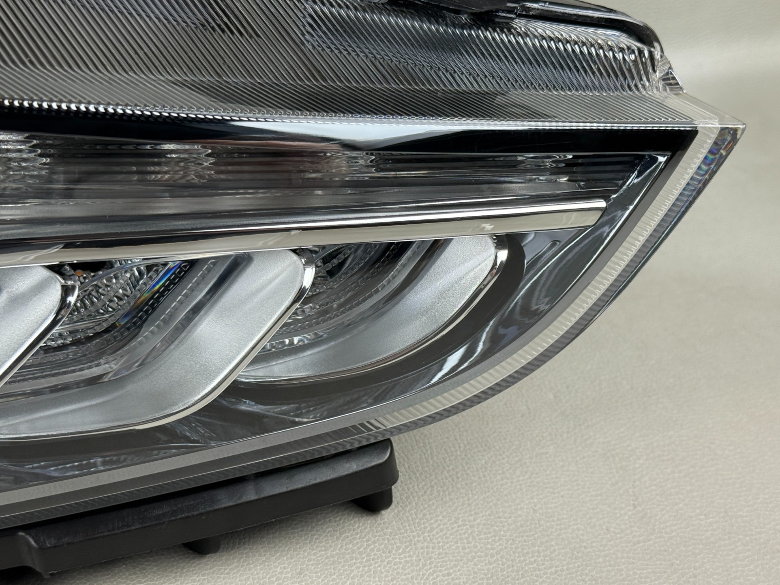 Perfect! 2014-2017 Maserati Ghibli Right RH Side Xenon HID Headlight OEM
