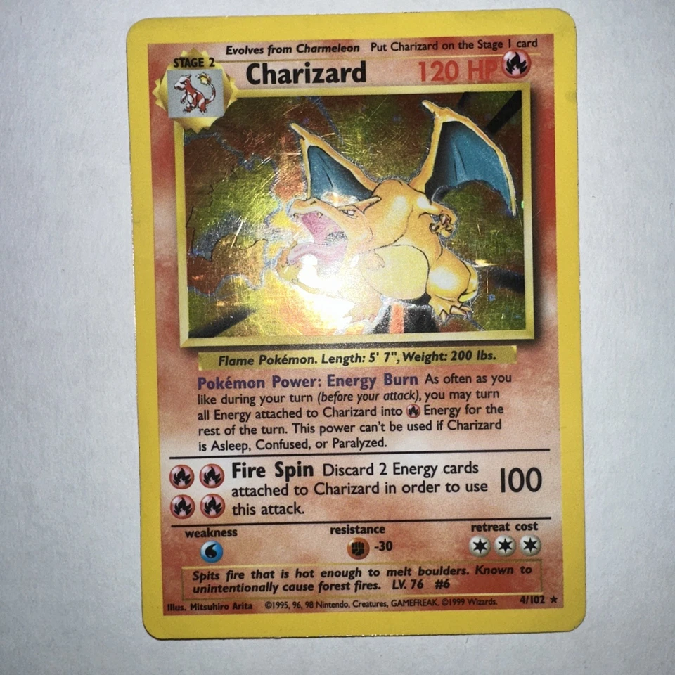Charizard 004/102 Base Set Holo - Image 2 of 4