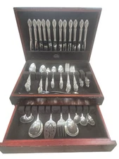 WM Rogers MFG Co Original Rogers Silverware Set of 108Pieces 