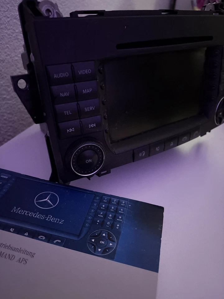 Mercedes COMAND APS Navi A9068201589 + Anleitung  ungeprüft - Bild 2 von 4