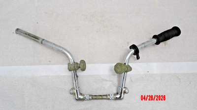 1983 83 Honda Magna VF1100C VF 1100 V65 handlebars