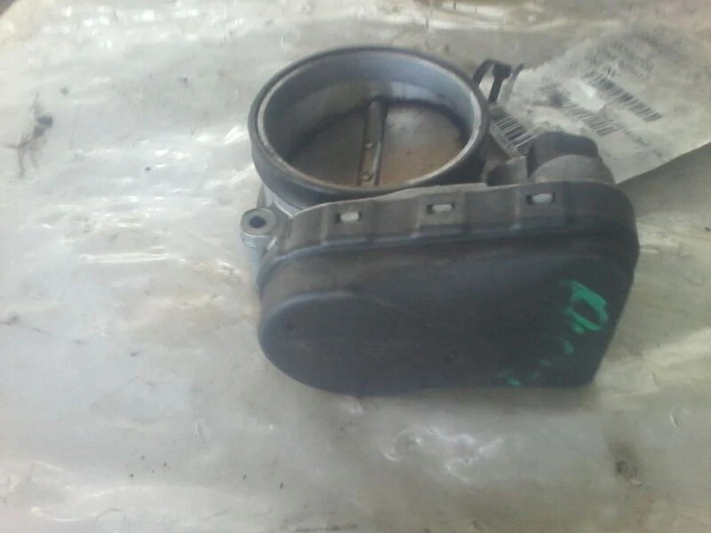 Cuerpo del acelerador compatible con 99-03 BMW 540i 2209632 Foto 3 de 4